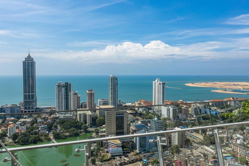 Altair Luxury Colombo By Miracle Appartement Buitenkant foto