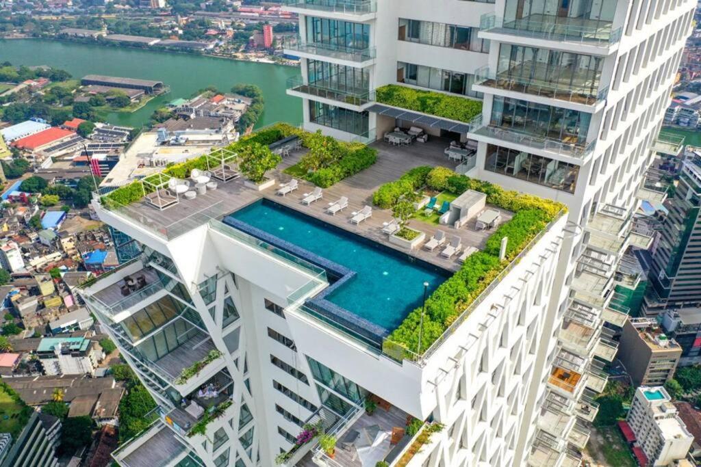 Altair Luxury Colombo By Miracle Appartement Buitenkant foto